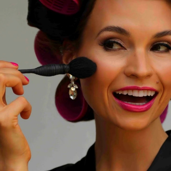 NIB Nars Yachiyo Kabuki Round Top Blush Highlighter Eye Contour Makeup Brush - Picture 1 of 3